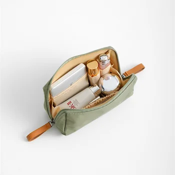Козметичен Органайзер за пътуване, Индивидуални козметични чанти от полиестер, Преносими Водоустойчива чанта за пране, Дамски Модерна чанта за тоалетни принадлежности